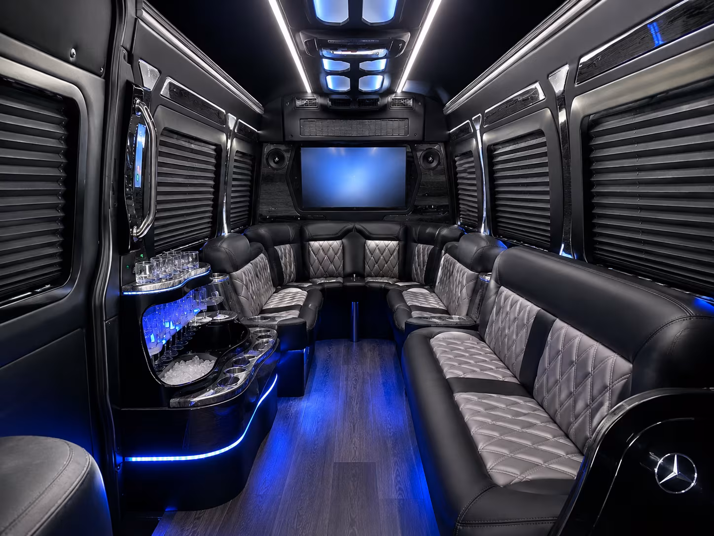 bus rental options for laredo trips