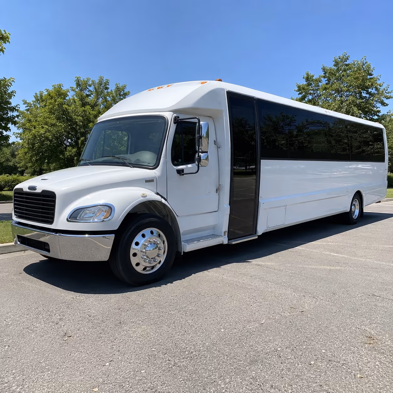 buses for laredo stem science center and zoo field trips