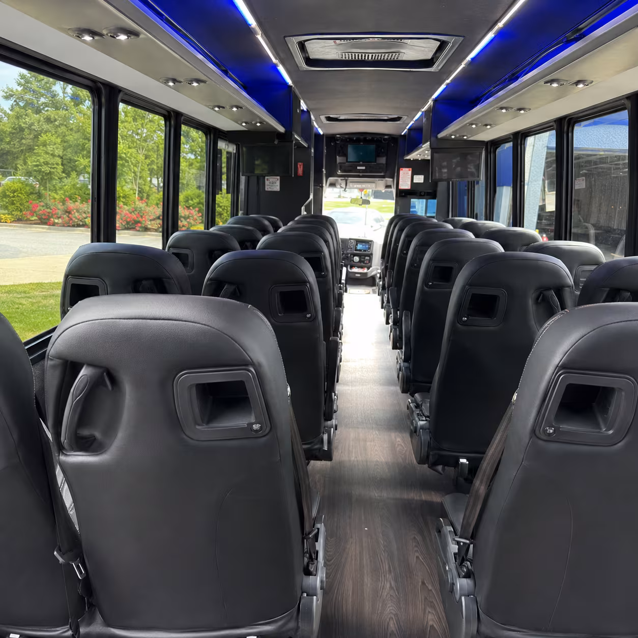do extra stops add to the total cost of a bus rental in laredo