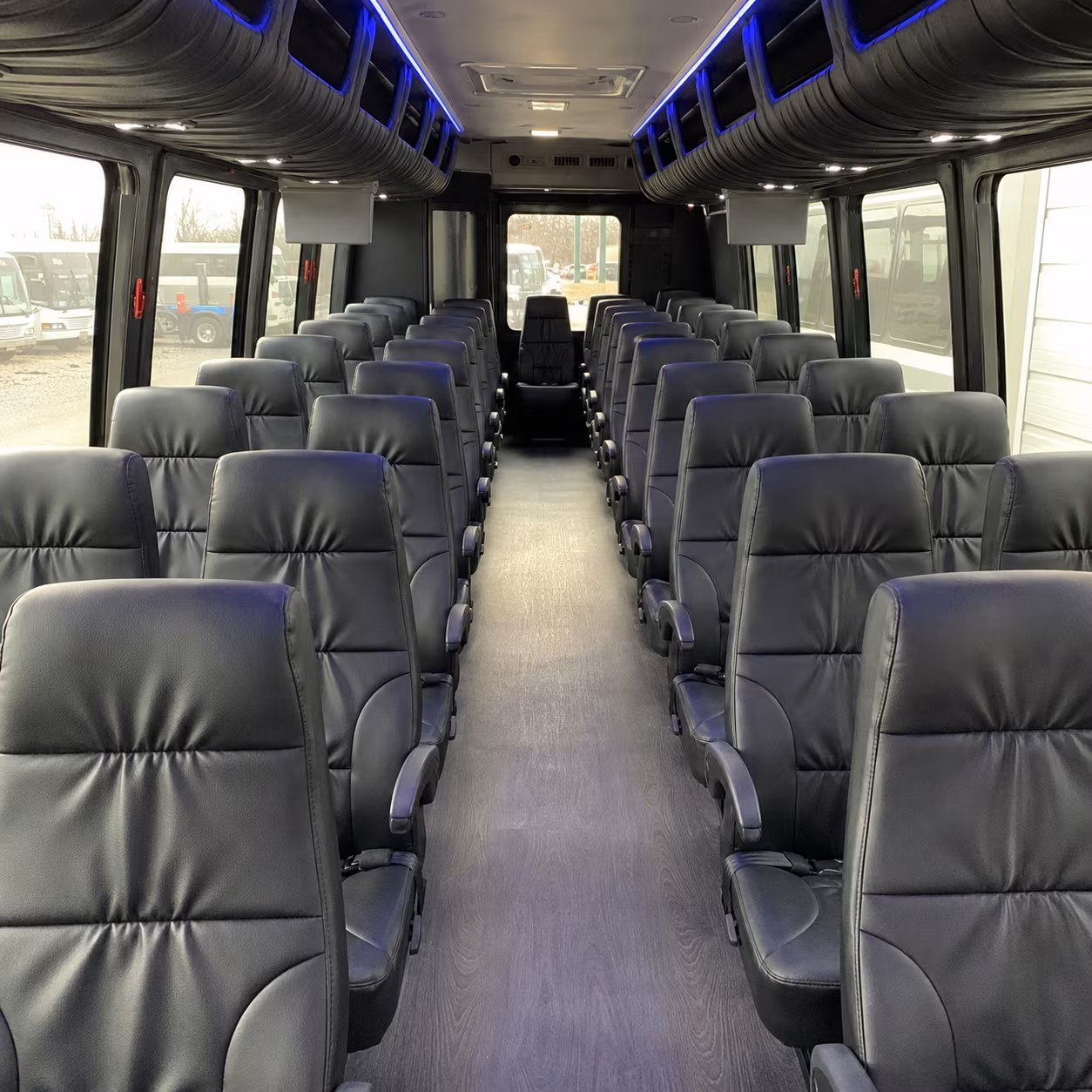 does the day of the week or the date change what a bus costs in laredo
