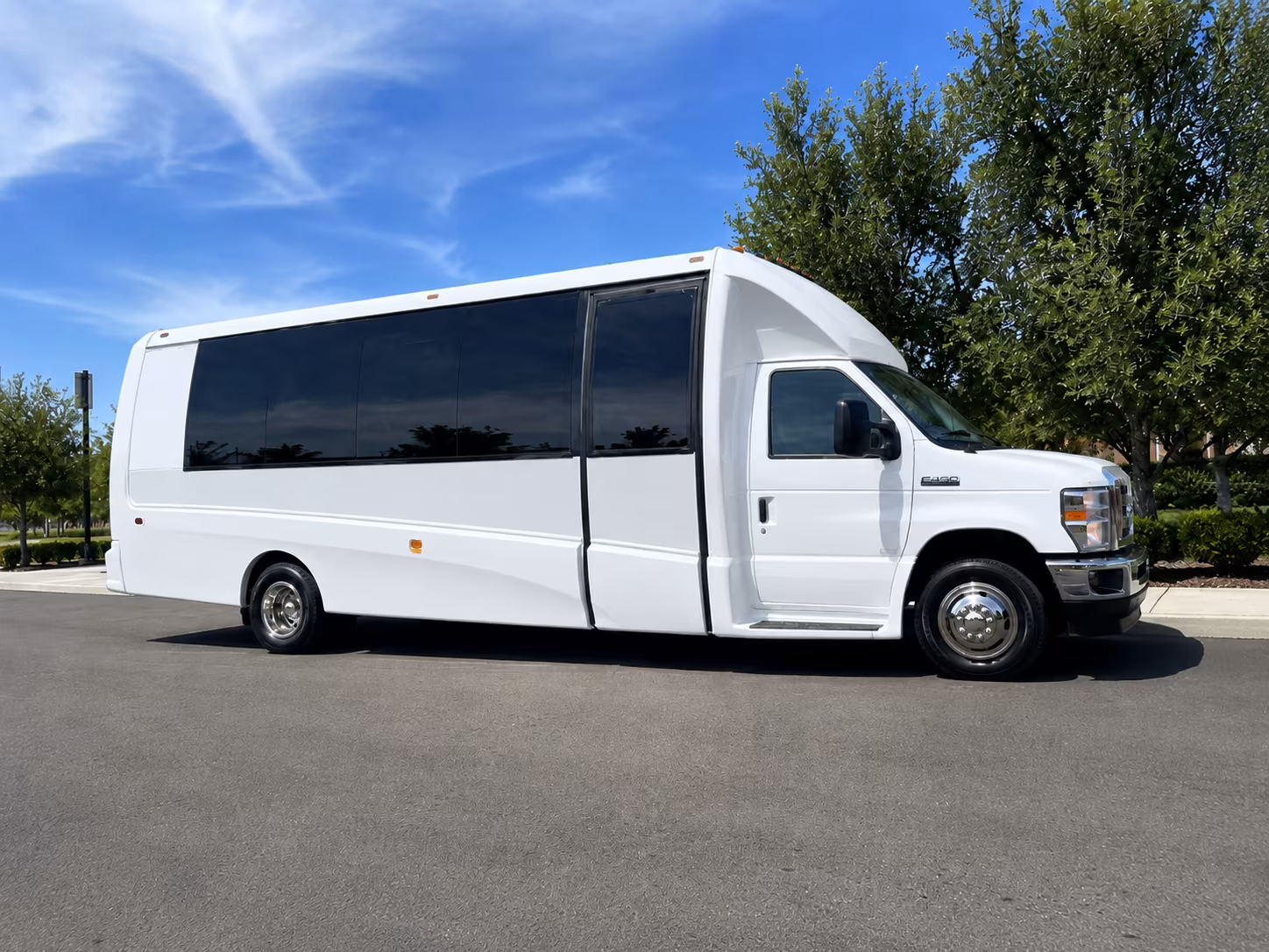 festival and concert buses for laredo events
