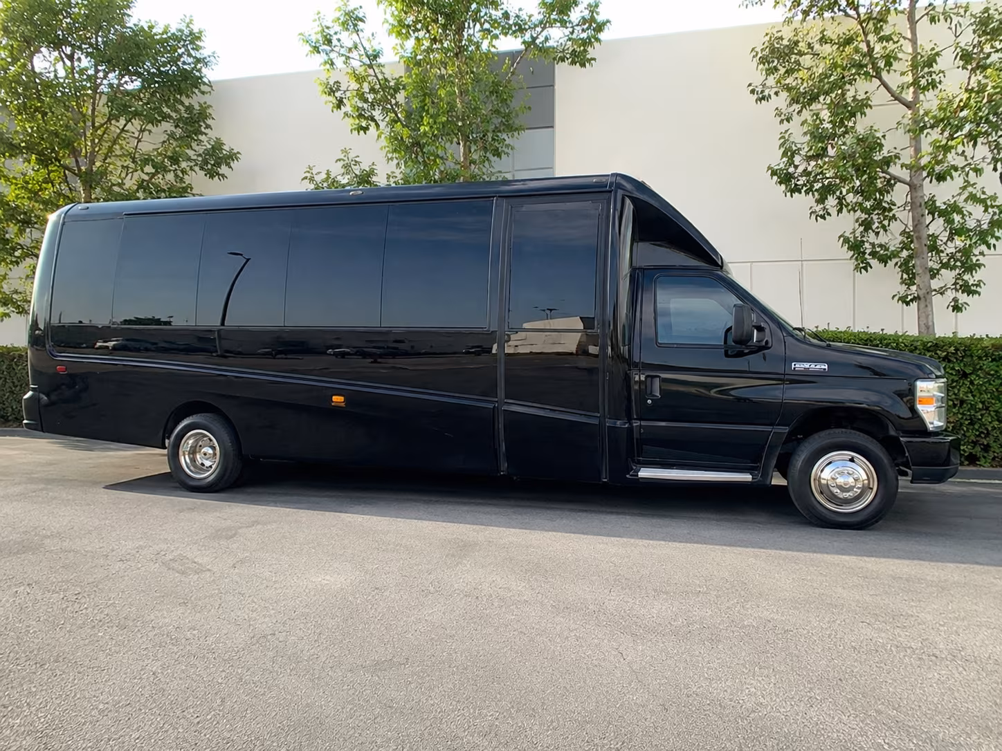 find the perfect transportation for your next private event 3