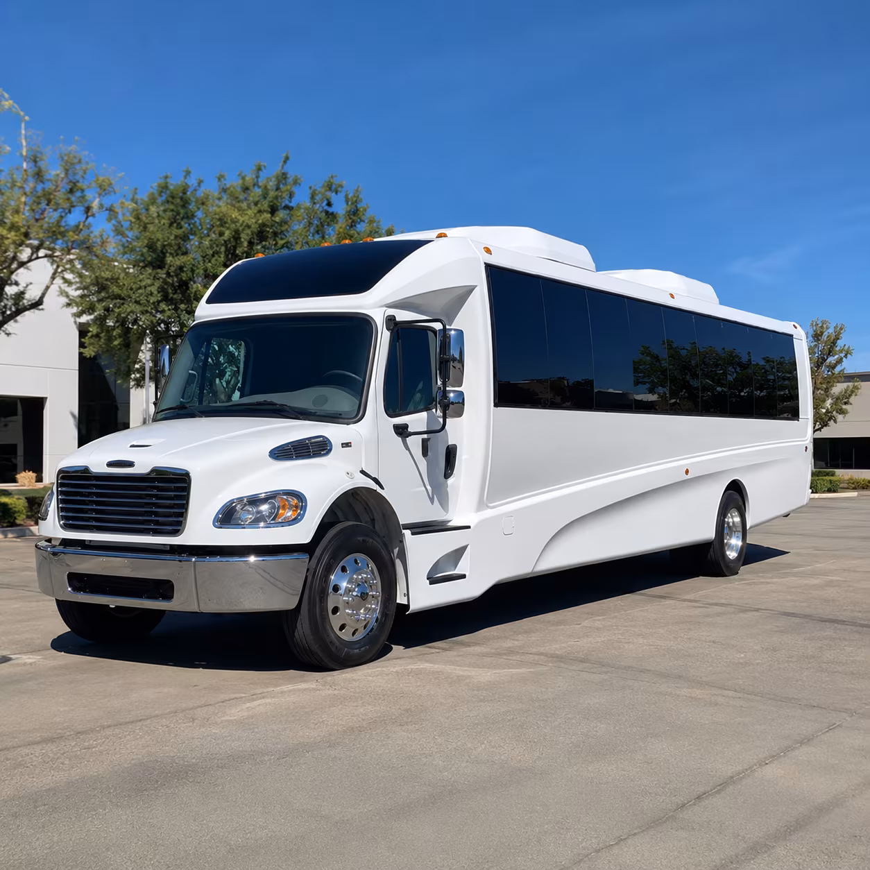 laredo 25 passenger minibus