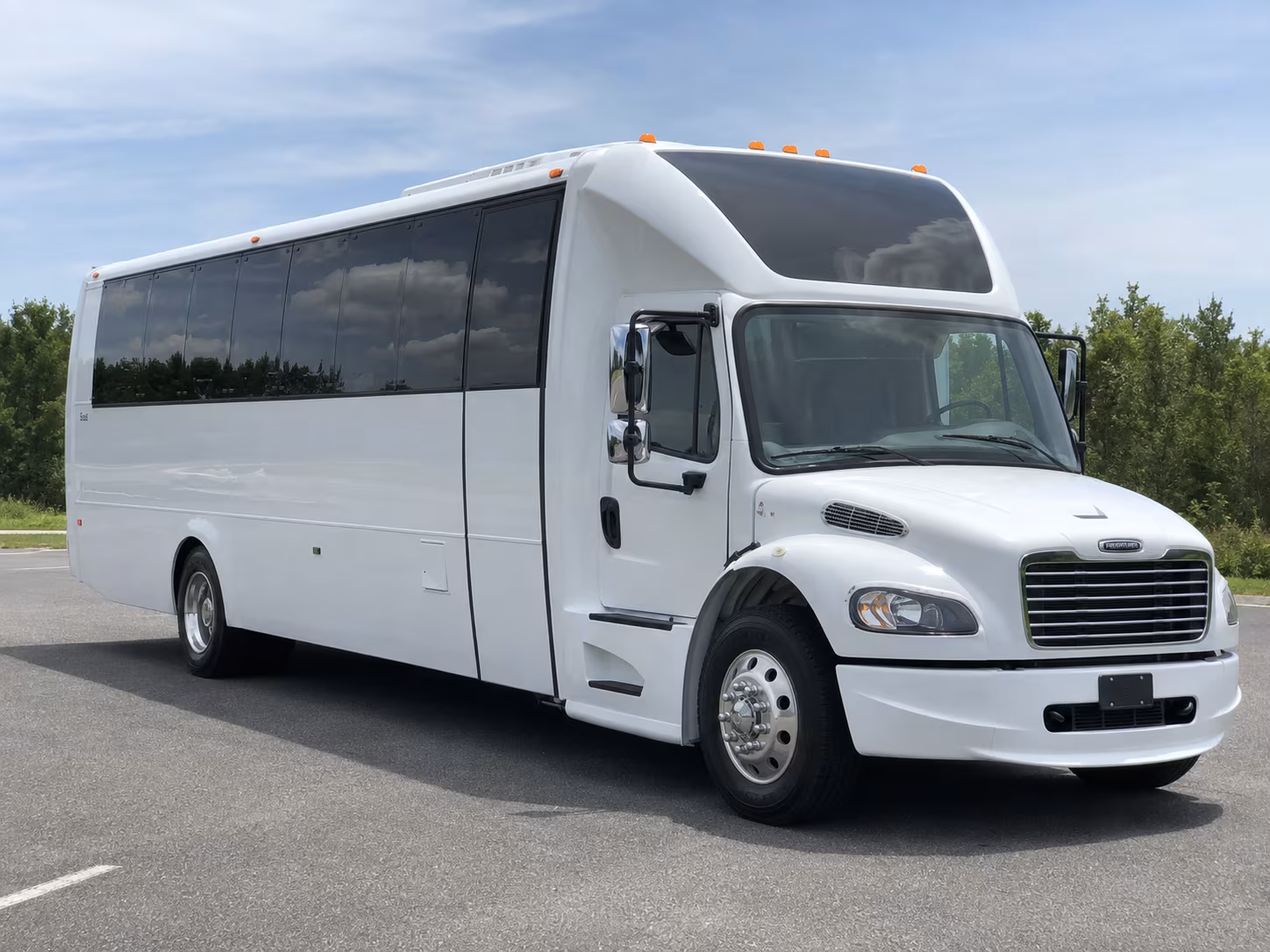 laredos san agustin plaza downtown nightlife party bus rental
