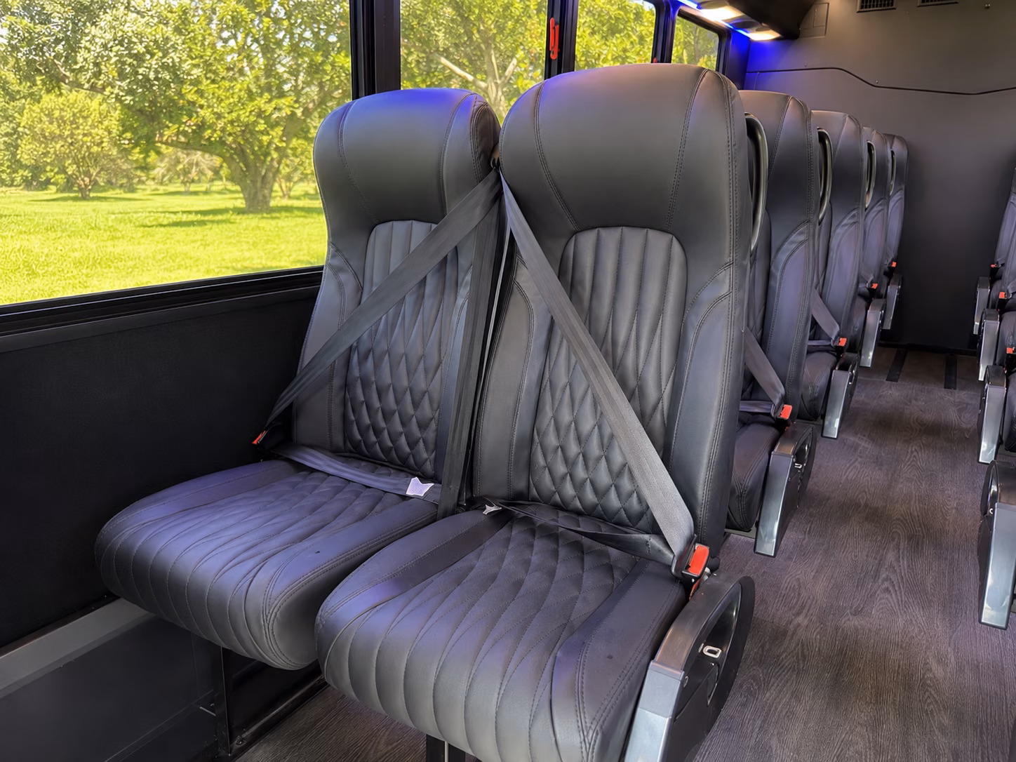 rent a bus to laredo area wineries and tasting events