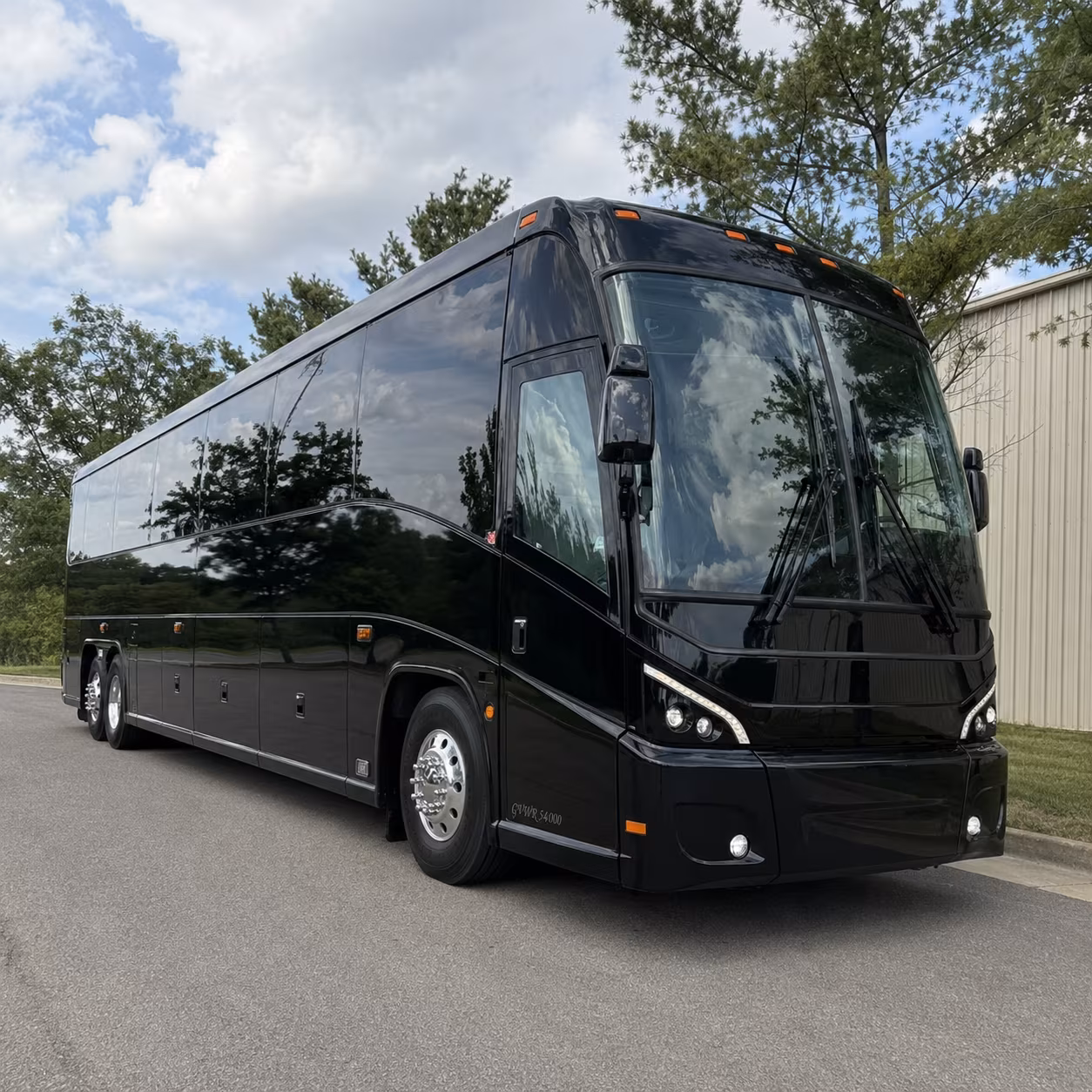 shuttle buses for laredo maquiladora and manufacturing groups