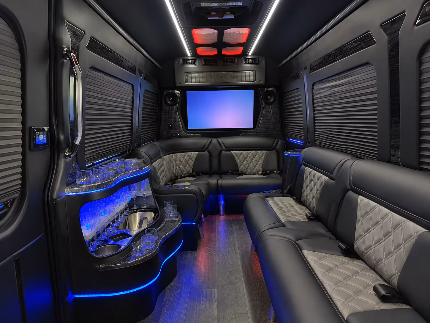 shuttle buses for music festivals and outdoor events near laredo